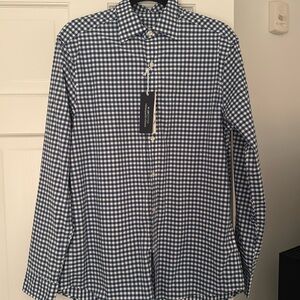 NWT -Vineyard Vines Blue/white gingham performance Long Sleeve Button Down